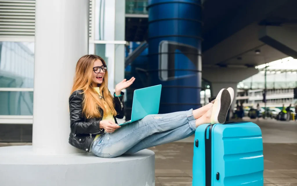 Un pasajero disfruta de wifi gratuito